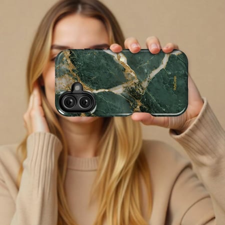 Capas de celular com tema de astronauta